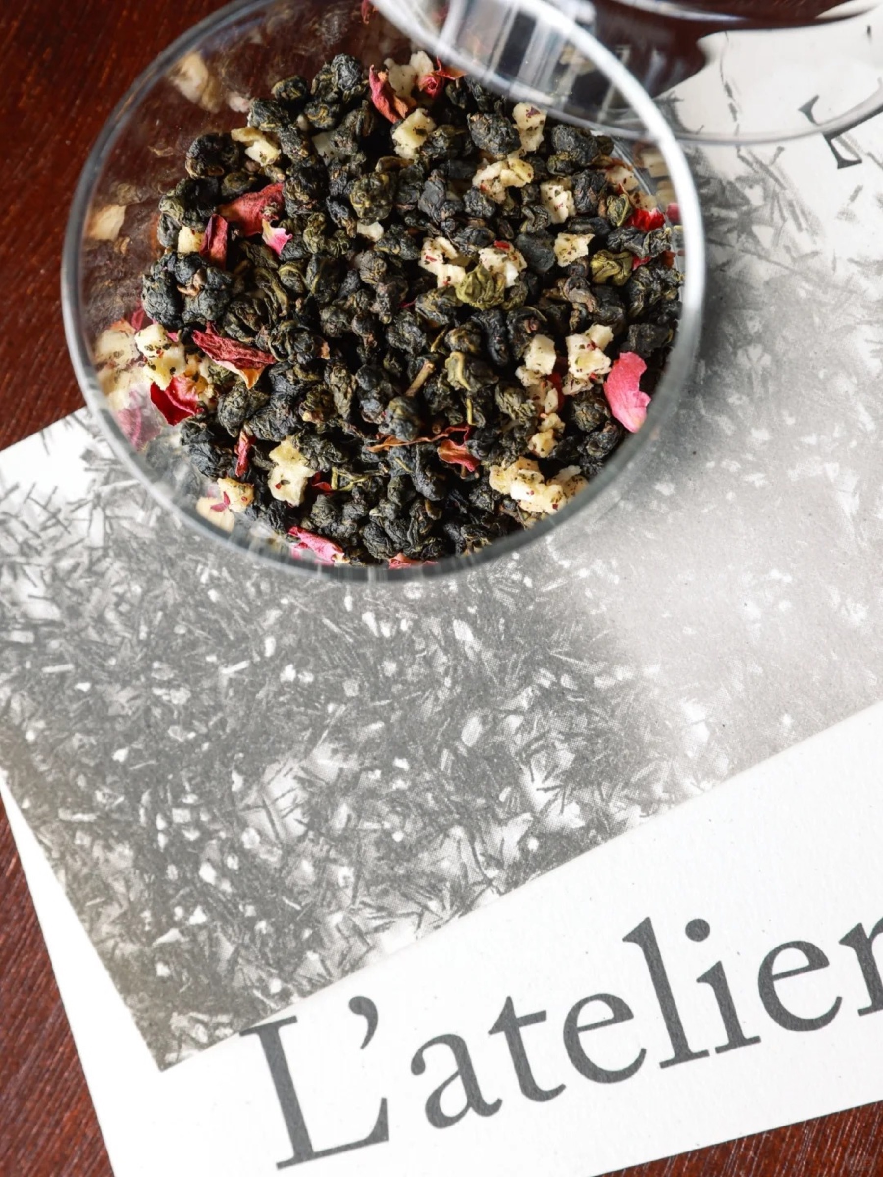 Tea craftsmanship — tea leaves